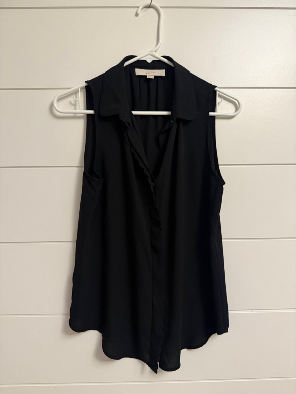 LOFT Black Sleeveless Ruffle-Front Camisole